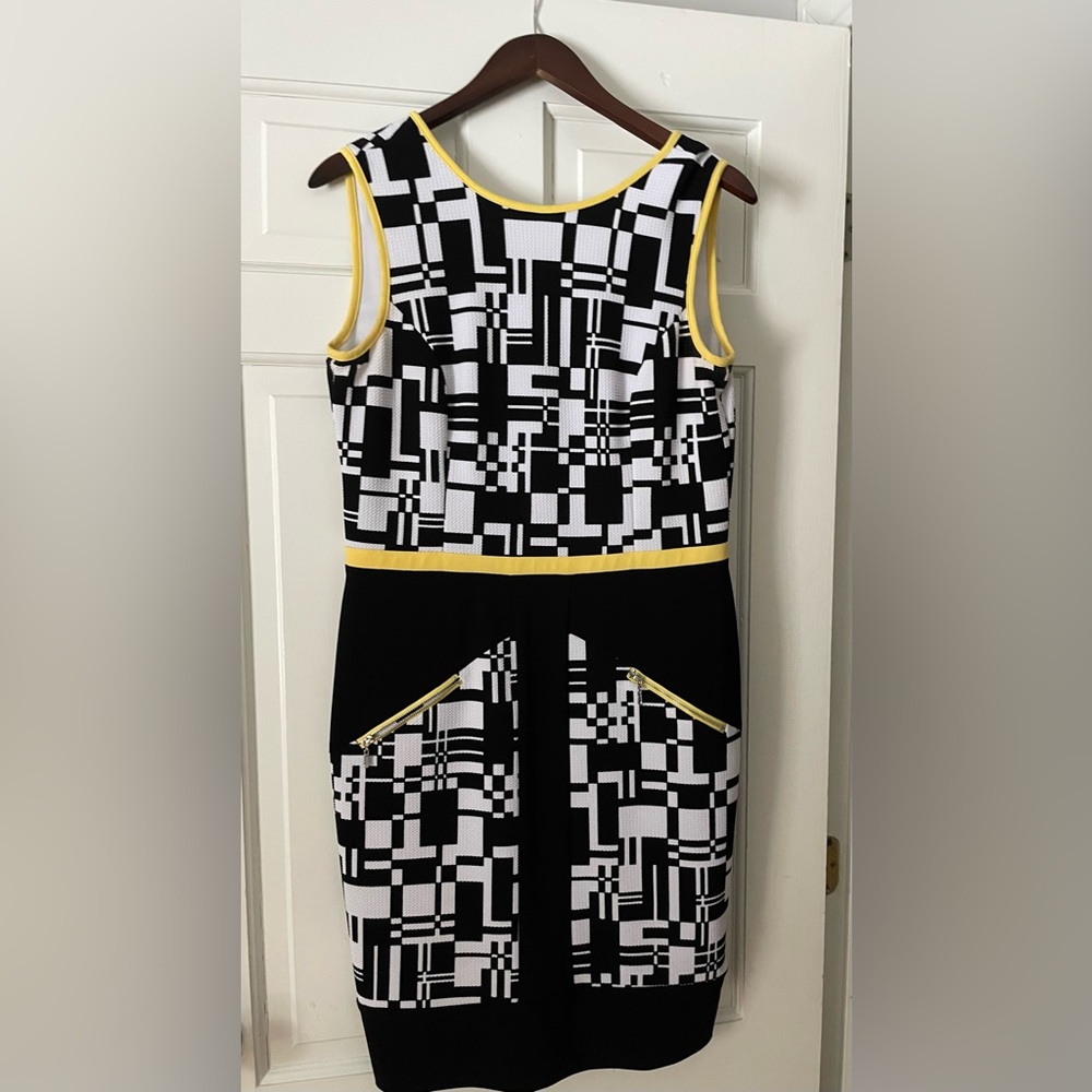 Joseph Ribkoff Black, White & Yellow Sleeveless Abstract Dress.
Style 151848